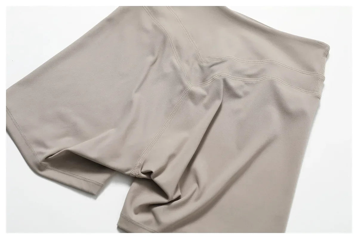 Chic Contour Short