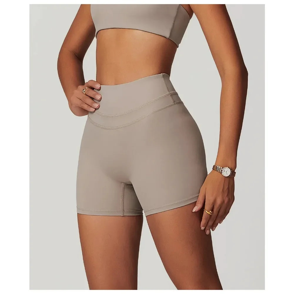 Chic Contour Short