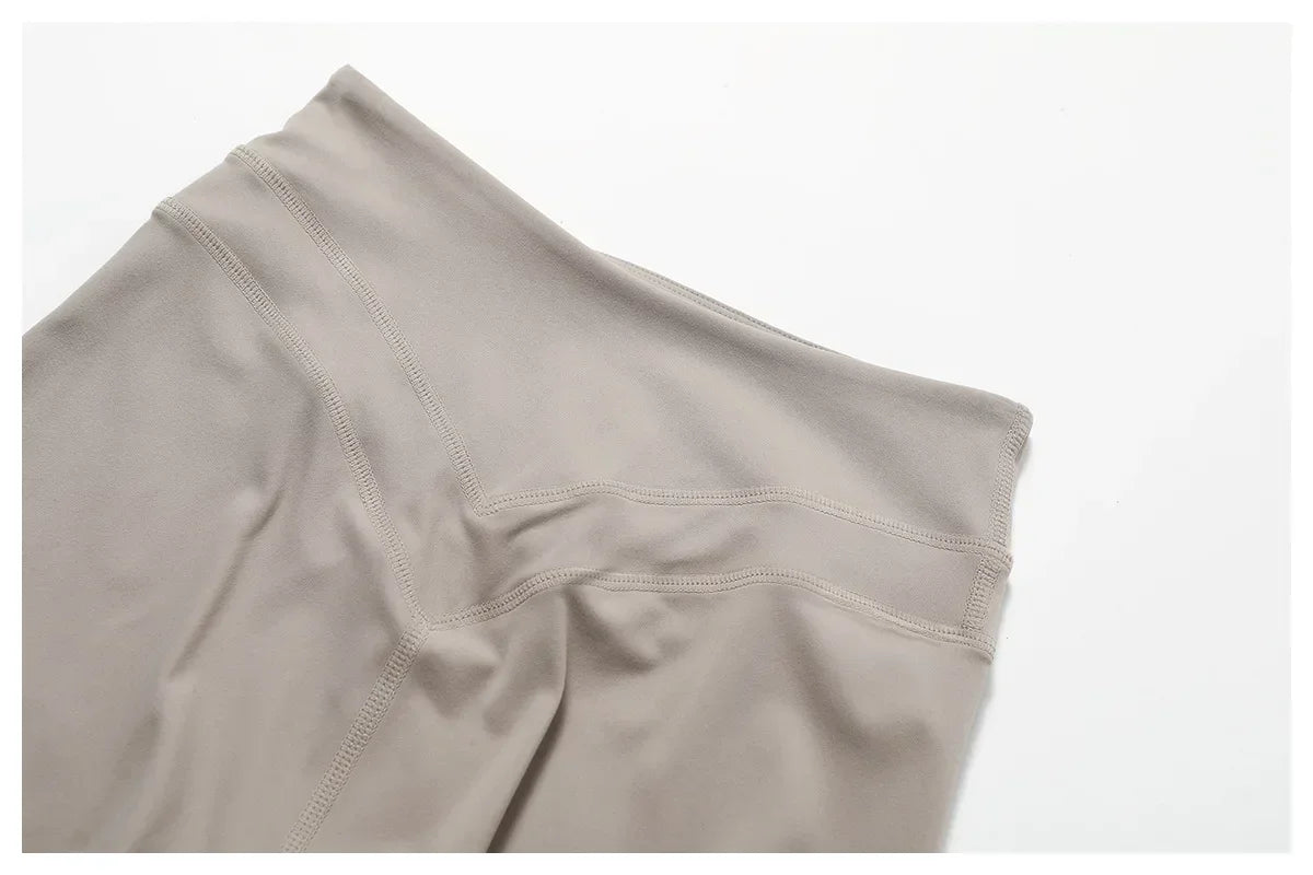 Chic Contour Short
