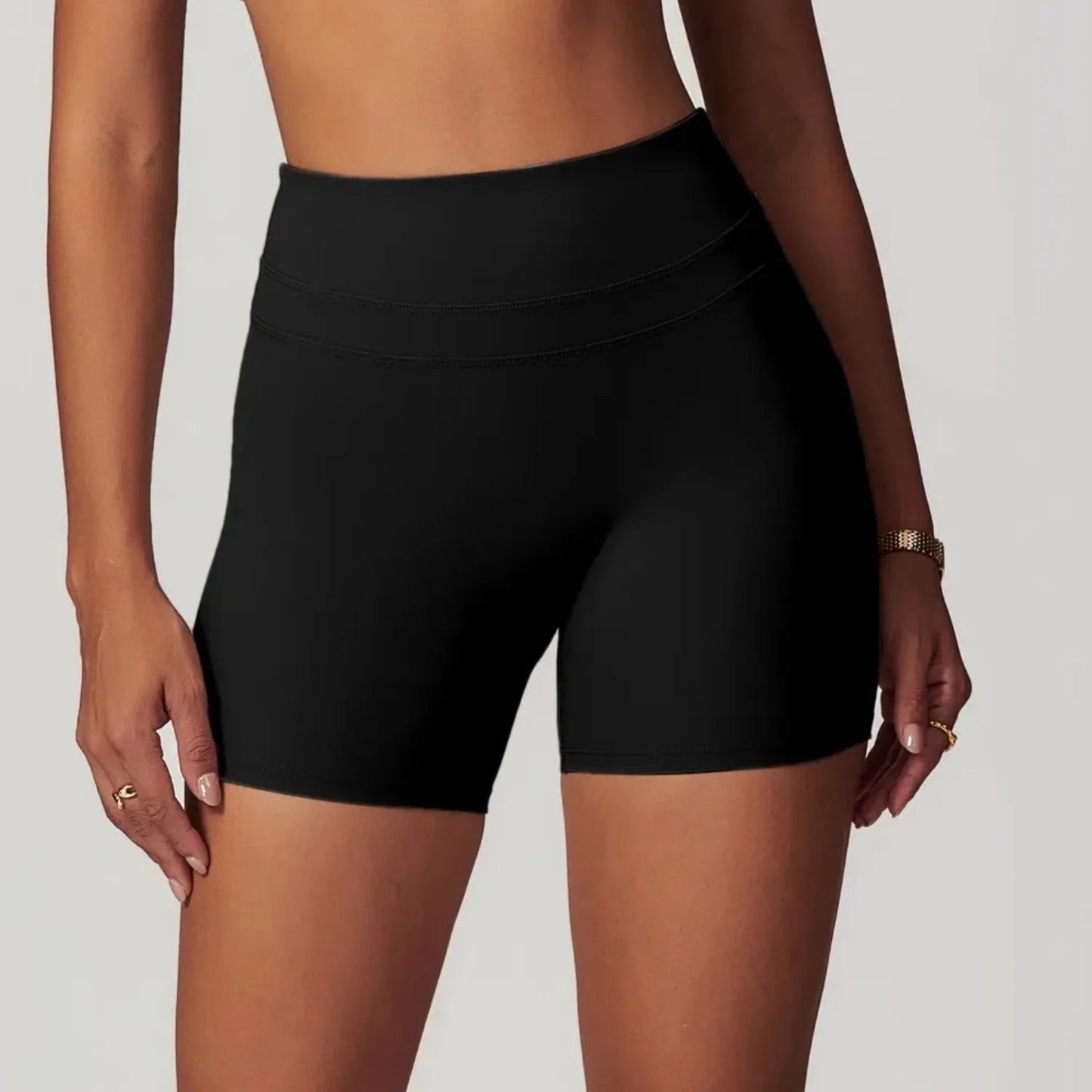 Chic Contour Short