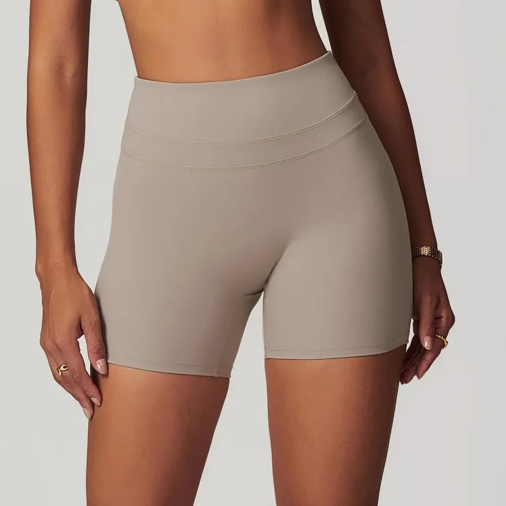 Chic Contour Short