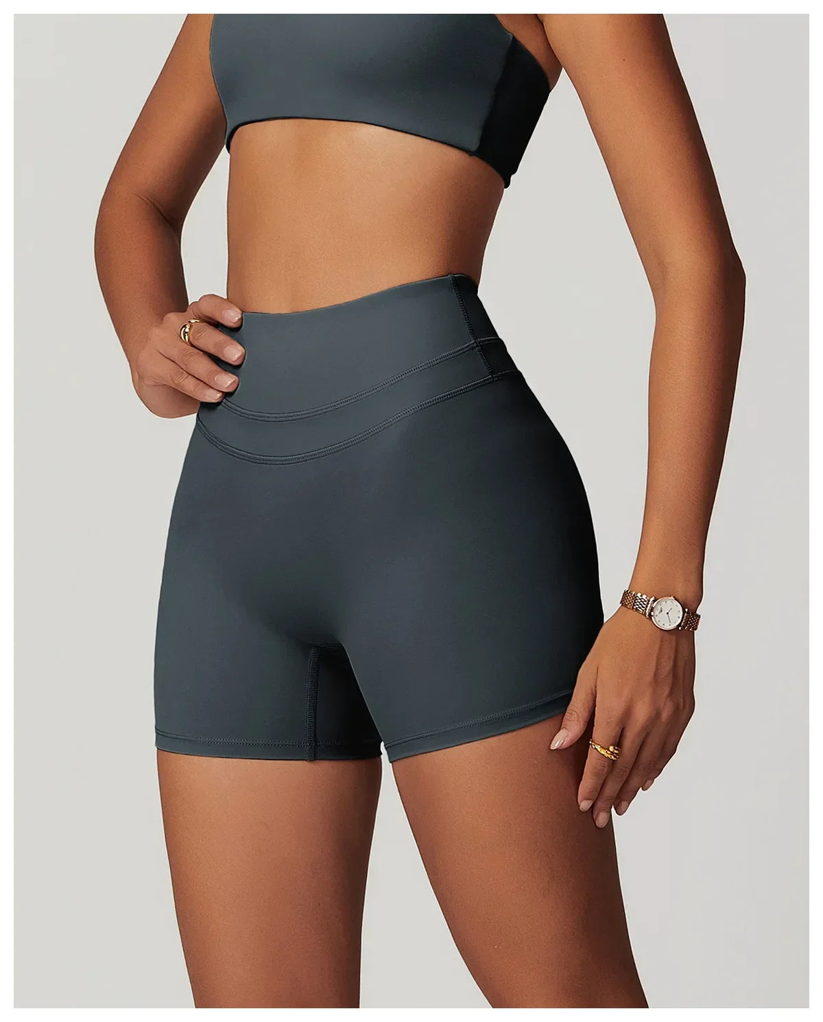 Chic Contour Short