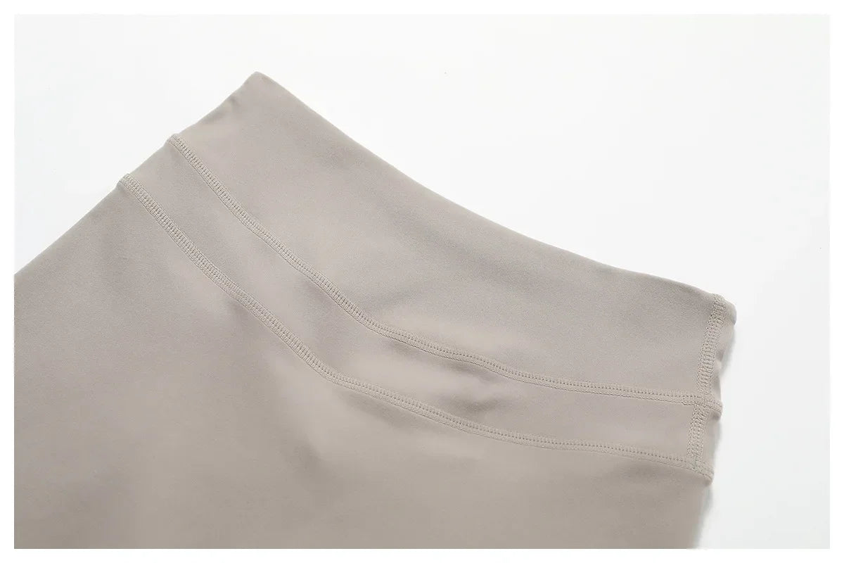 Chic Contour Short