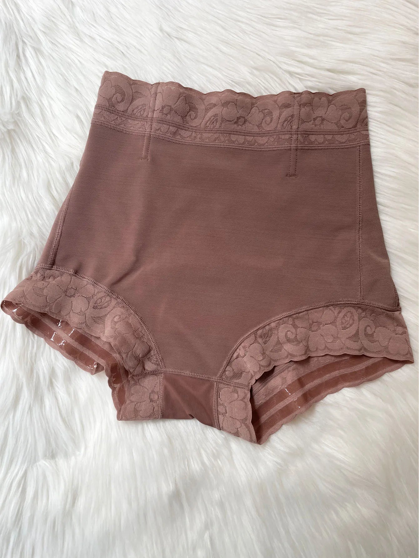 Chic Contour Brief