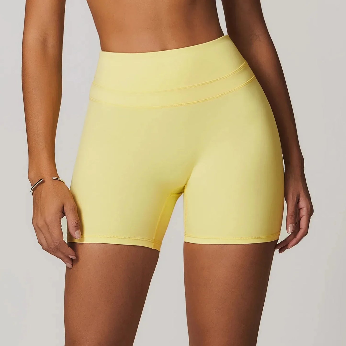 Chic Contour Short